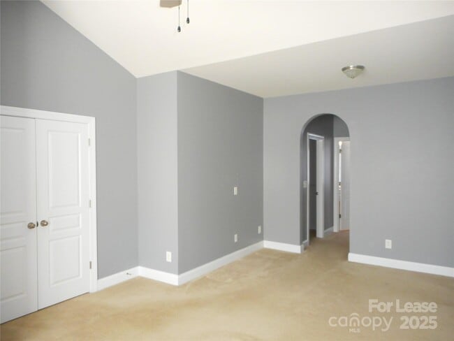 Building Photo - 1525 Saratoga Blvd