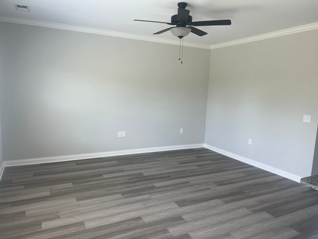 Building Photo - 6481 Fortuna Ave