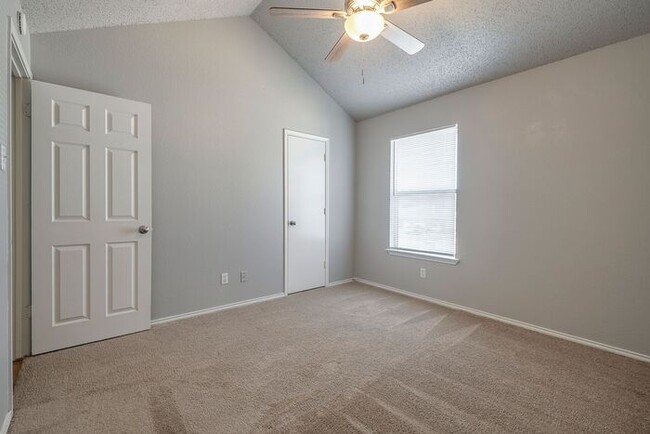 Building Photo - Kick it in Keller in this 2 story Townhome!