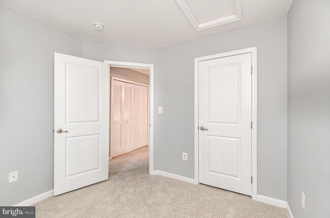Building Photo - 4631 Alliance Way