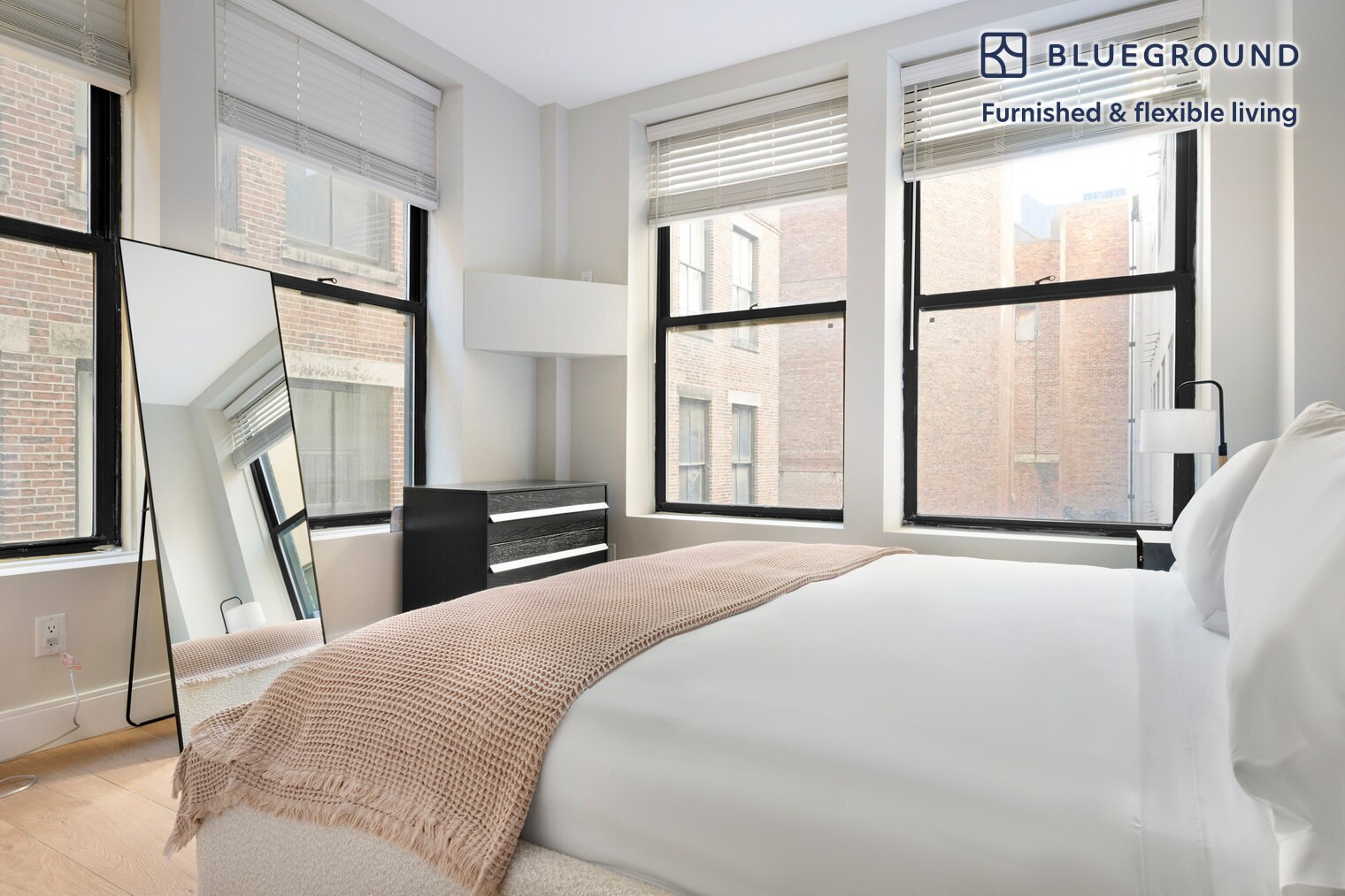 Building Photo - 44 Bromfield St