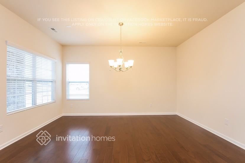 Building Photo - 186 Glastonbury Dr