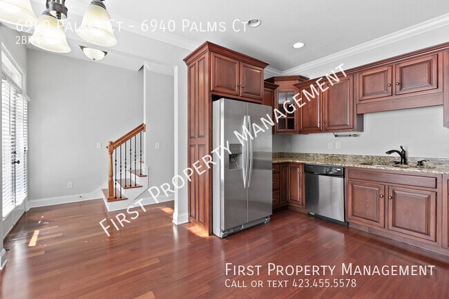 Building Photo - 6940 Palms Ct
