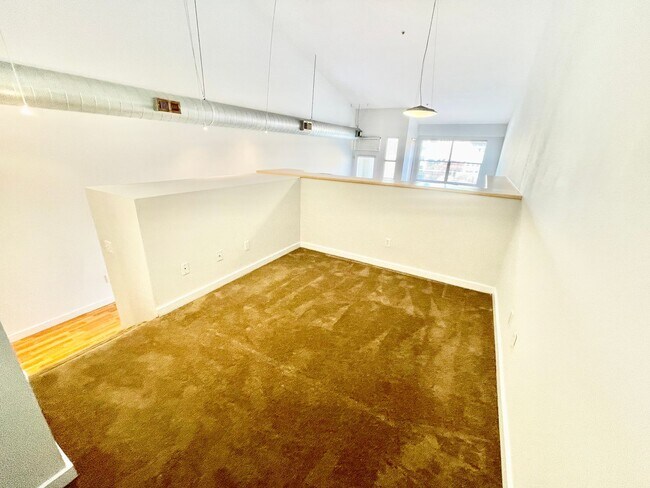 Building Photo - Studio Loft in Downtown San Diego w/ Vault...