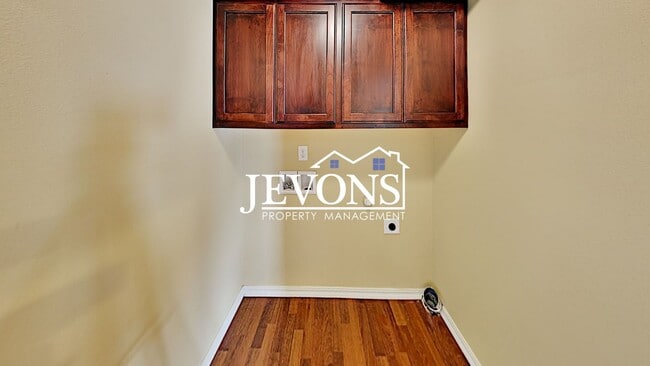 Building Photo - Coming soon! Beautiful single-family home in West Valley