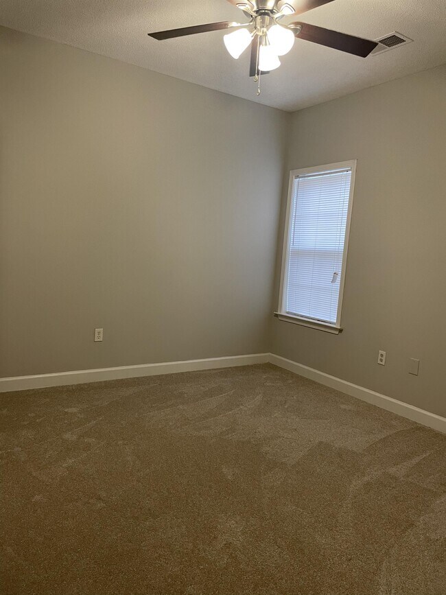 Building Photo - 10230 Adikson Dr