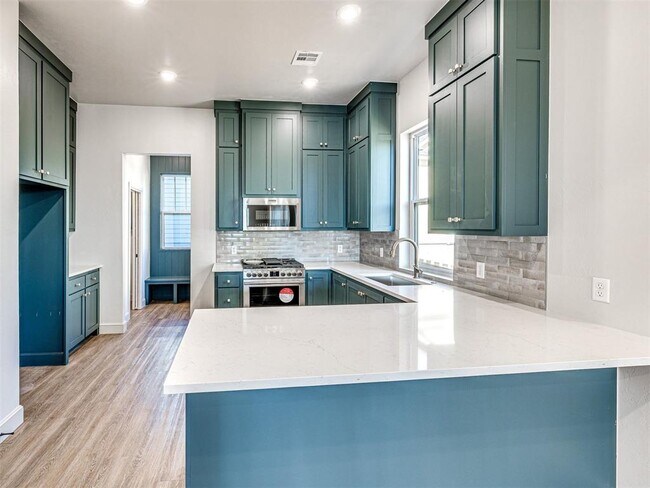 Building Photo - 29596 Memory Ln