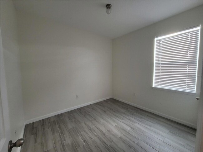 Building Photo - 140 Highland Meadows St