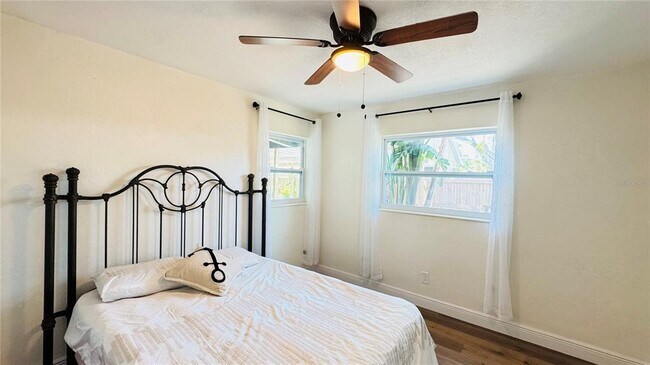 Building Photo - 10380 Tangelo Rd