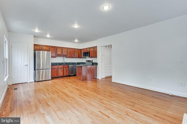 Building Photo - 1498 Hampton Hill Cir