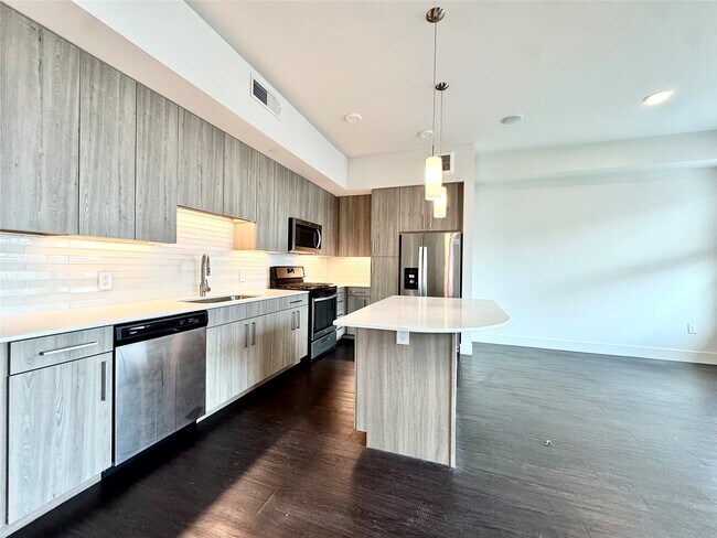 Building Photo - 3120 Smith St