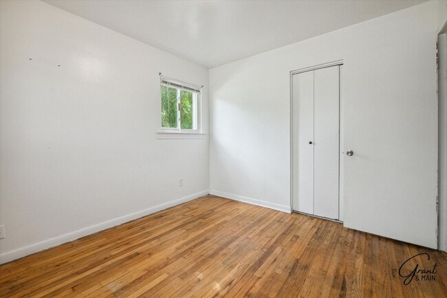 Building Photo - 3 Bedroom Ranch - $1,350