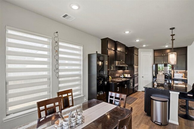 Building Photo - 11307 Cosmopolitan Dr