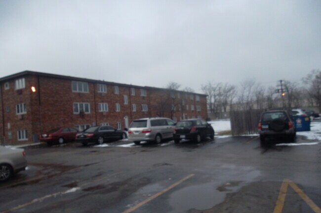 Building Photo - 9912 W 58th St