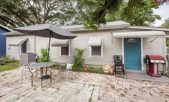 Building Photo - 4111 Haines Rd N