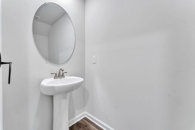 Building Photo - Stunning 3BR/2.5BA Home | Private Fenced Yard & Outdoor Oasis $2190/mo rent