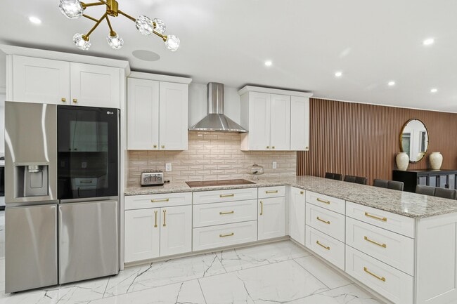 Building Photo - 8661 Craigston Ct