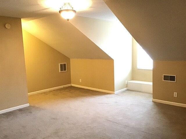 Building Photo - 3494 Sandpiper Dr