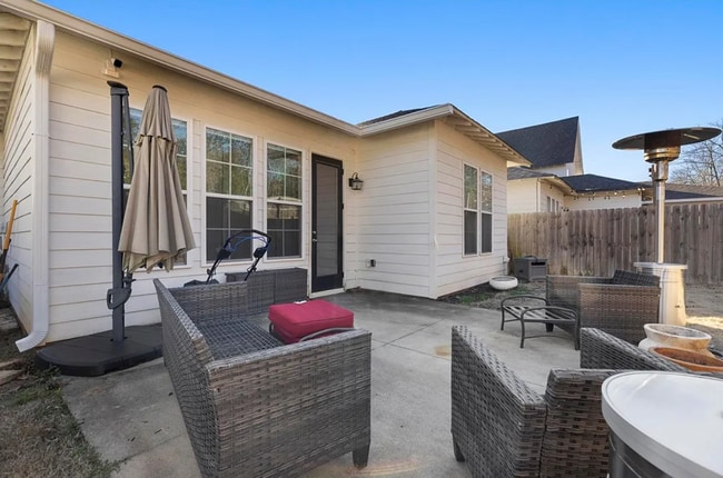 Building Photo - Fox Run Village Rental