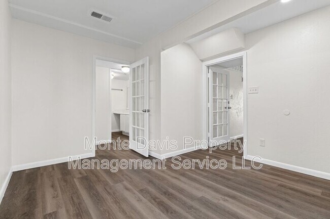 Building Photo - 1713 Cinnamon Path