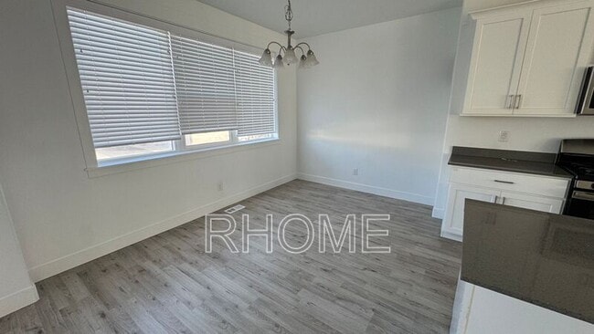 Building Photo - 386 Willow Leaf Rd