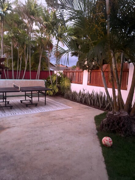 Building Photo - 94-221-221 Kealakaa Pl