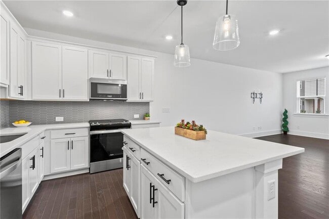 Building Photo - 1620 Aeslin Dr NW