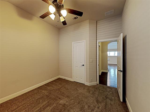 Building Photo - 9208 Vineyard Ln