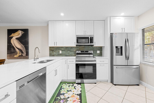 Building Photo - 9193 Pecky Cypress Ln