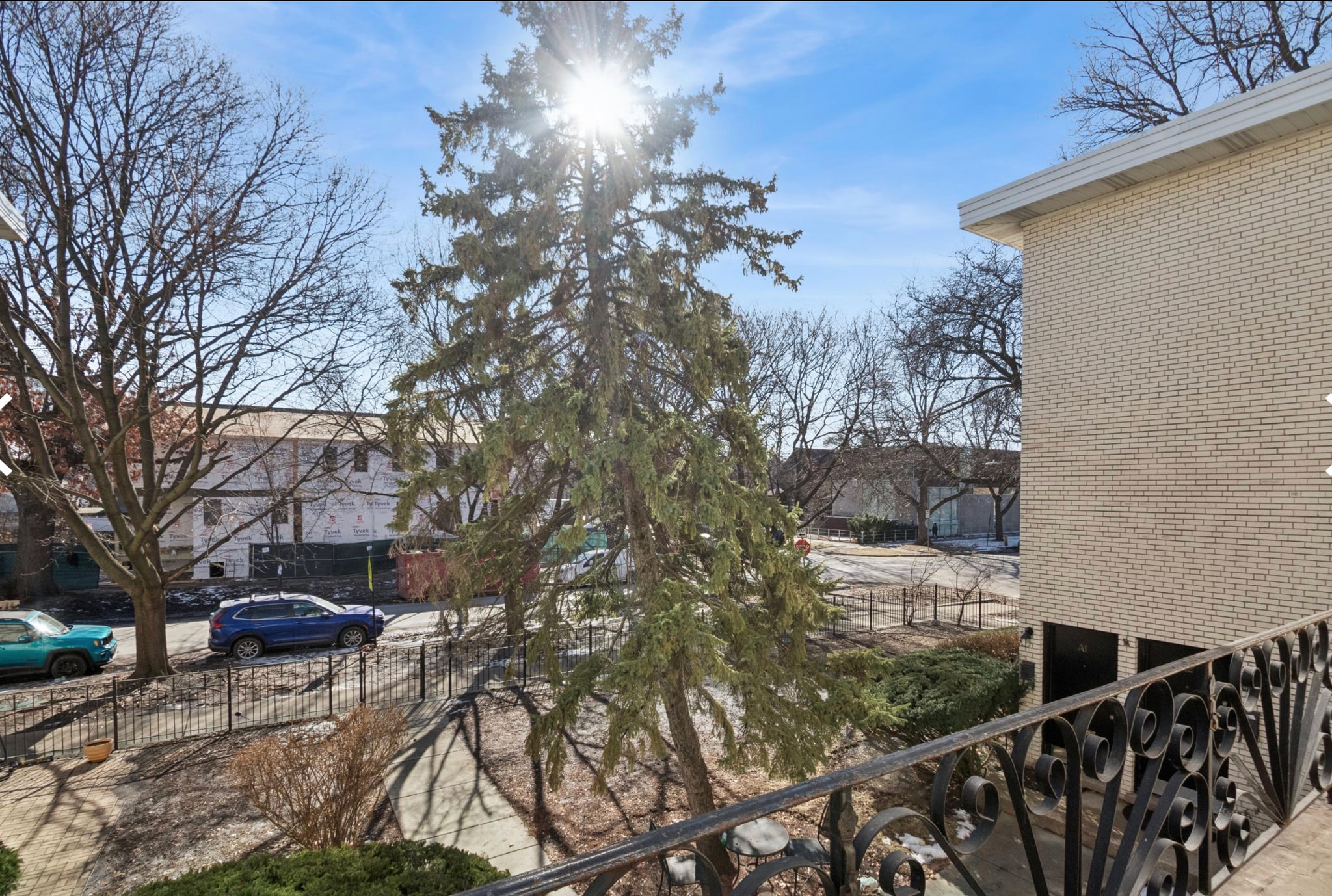 Building Photo - 4201 N Paulina St