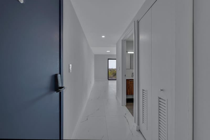 Building Photo - 840 NE 130th St