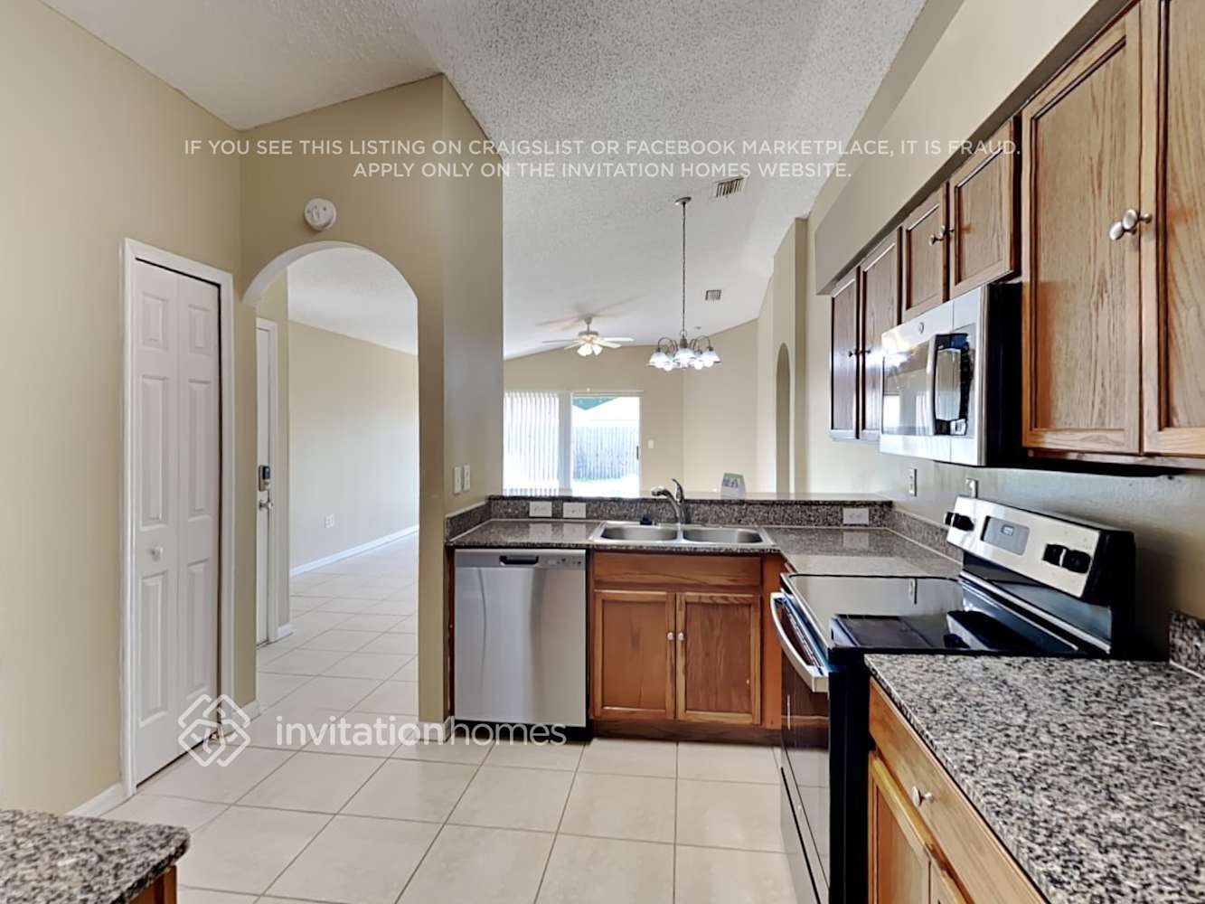 Building Photo - 563 Lindsay Anne Ct