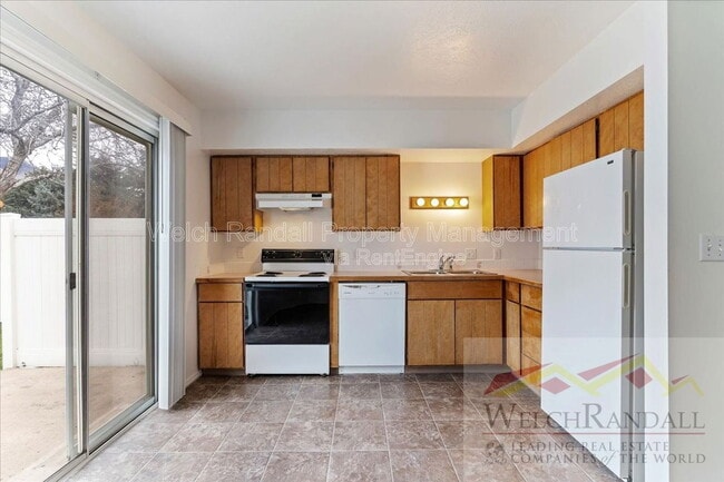 Building Photo - 417 E 2100 N