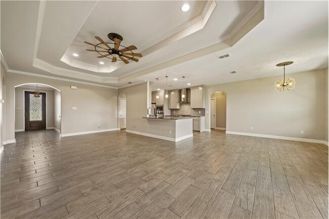 Building Photo - 7721 Dove Holw Dr