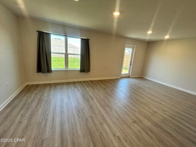 Building Photo - 5128 Sienna Dr