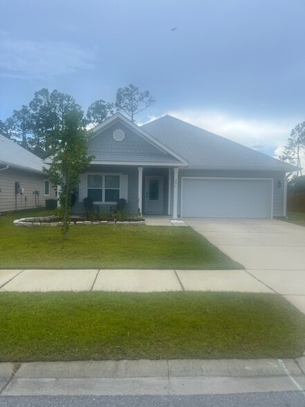 Primary Photo - 256 Villa Bay Dr