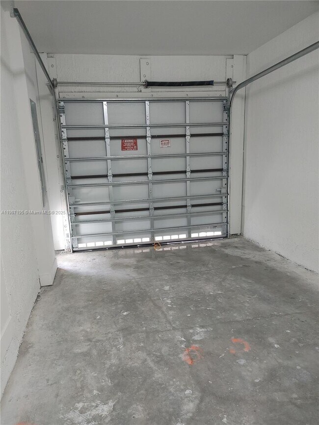 Building Photo - 34468 SW 191st Ct