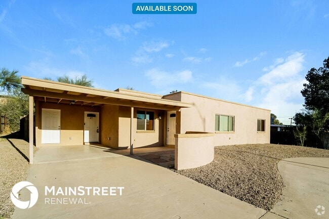 Building Photo - 6440 N Ave Pina
