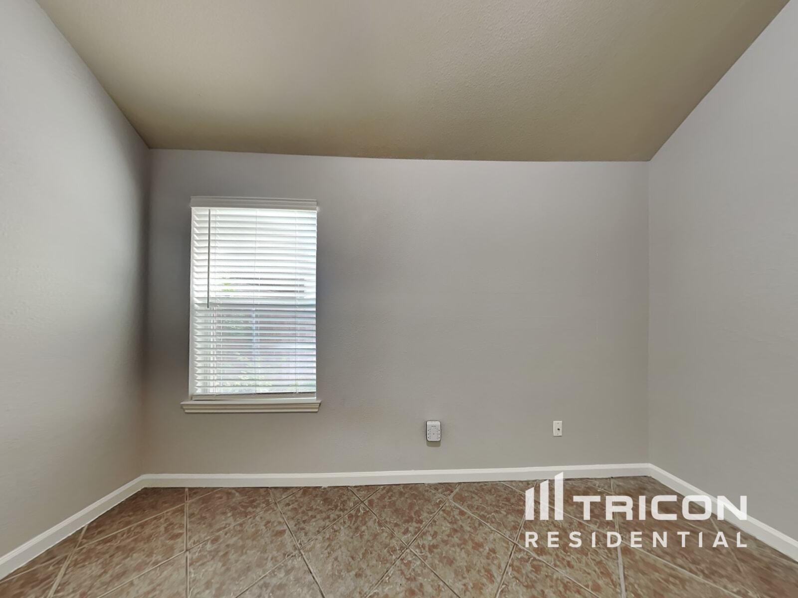 Building Photo - 1240 Estival Dr