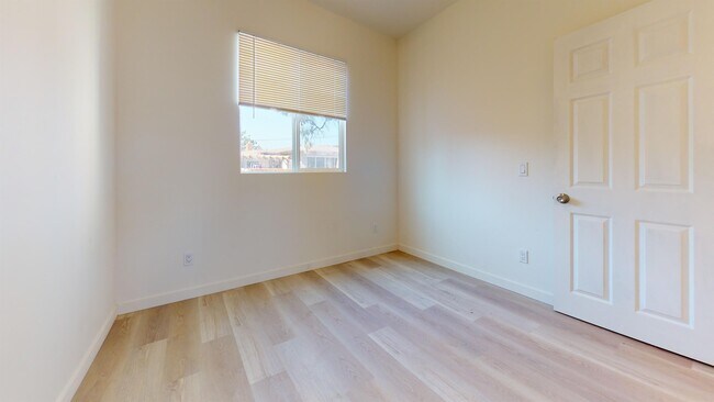 Building Photo - 4928 63rd St