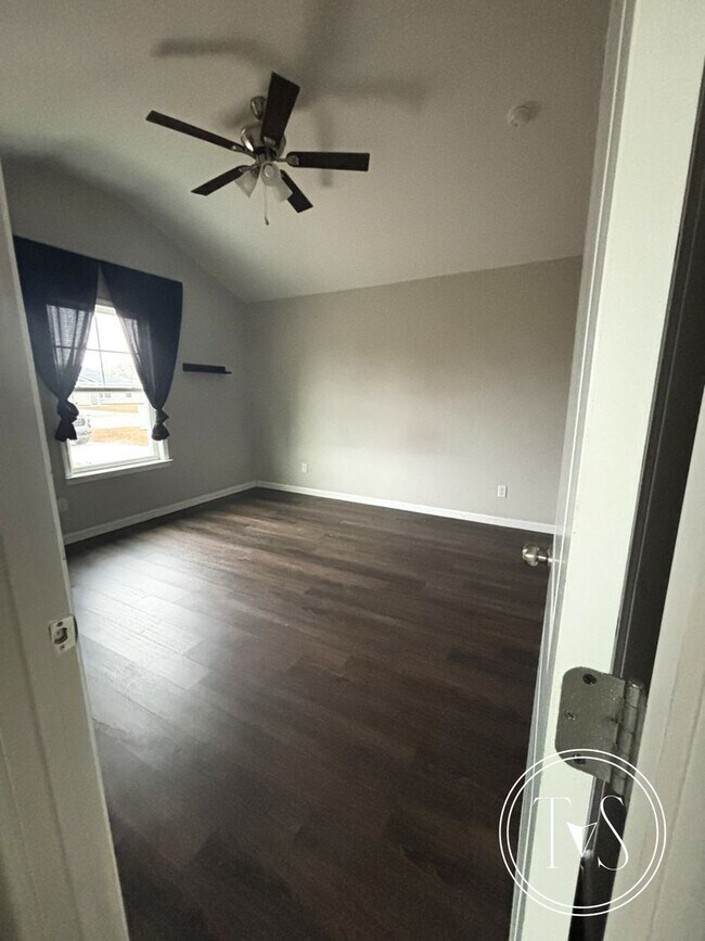 Building Photo - Updated 3 Bedroom Home in Persimmon Estates subdivision of Ludowici, GA