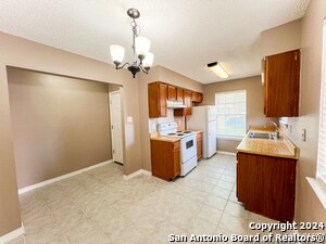 Building Photo - 9827 Ardash Ln