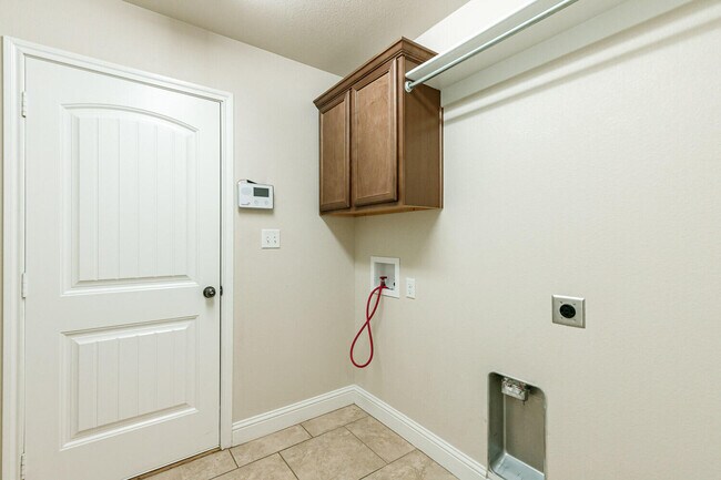 Building Photo - 11207 Dover Ave