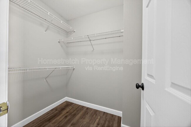 Building Photo - 120 Trotters Creek Ln