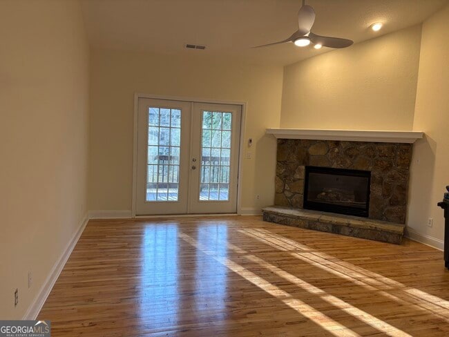 Building Photo - 74 Lockerbie Ct