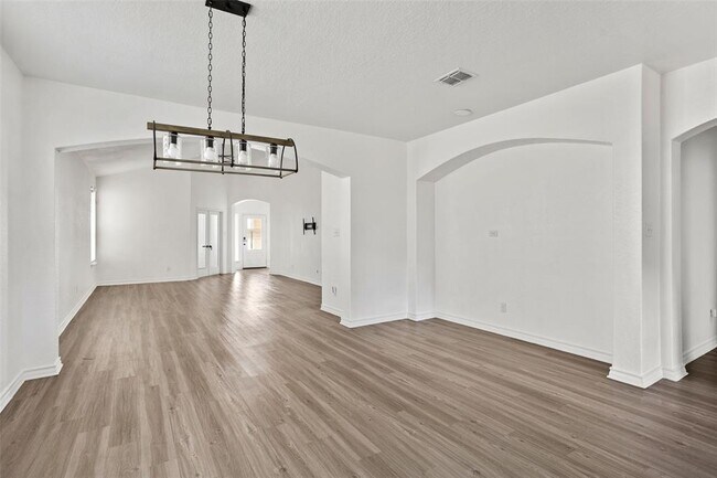 Building Photo - 3409 Copper Acres