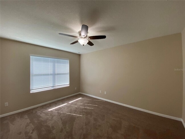 Building Photo - 2720 NE 46th Ave