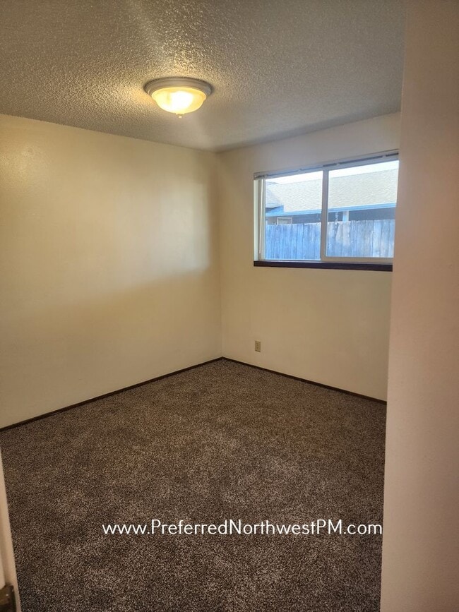 Building Photo - 5227 G St
