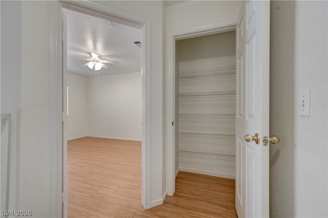 Building Photo - 8039 Teresita Ave