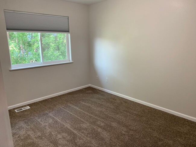 Building Photo - 6388 Fairweather Dr